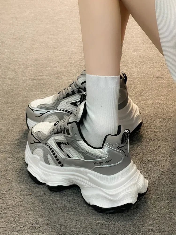 Women Platform Sneakers 2025 Autumn New Fashion Casual Lace Up Sports Shoes Woman Non Slip Walking Shoes Ladies Vulcanize Shoes