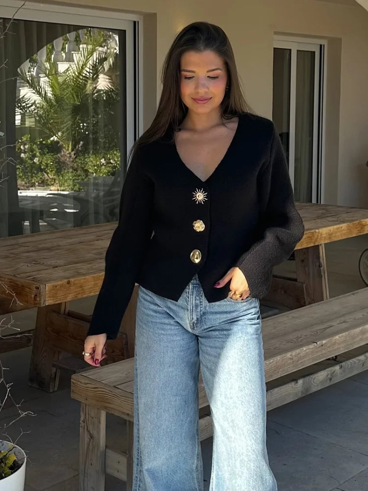 Elegant V-neck Solid Knitted Cardigan For Women 2025 Spring Long Sleeves Single Breasted Sweater Female Street Y2K Chic Knitwear