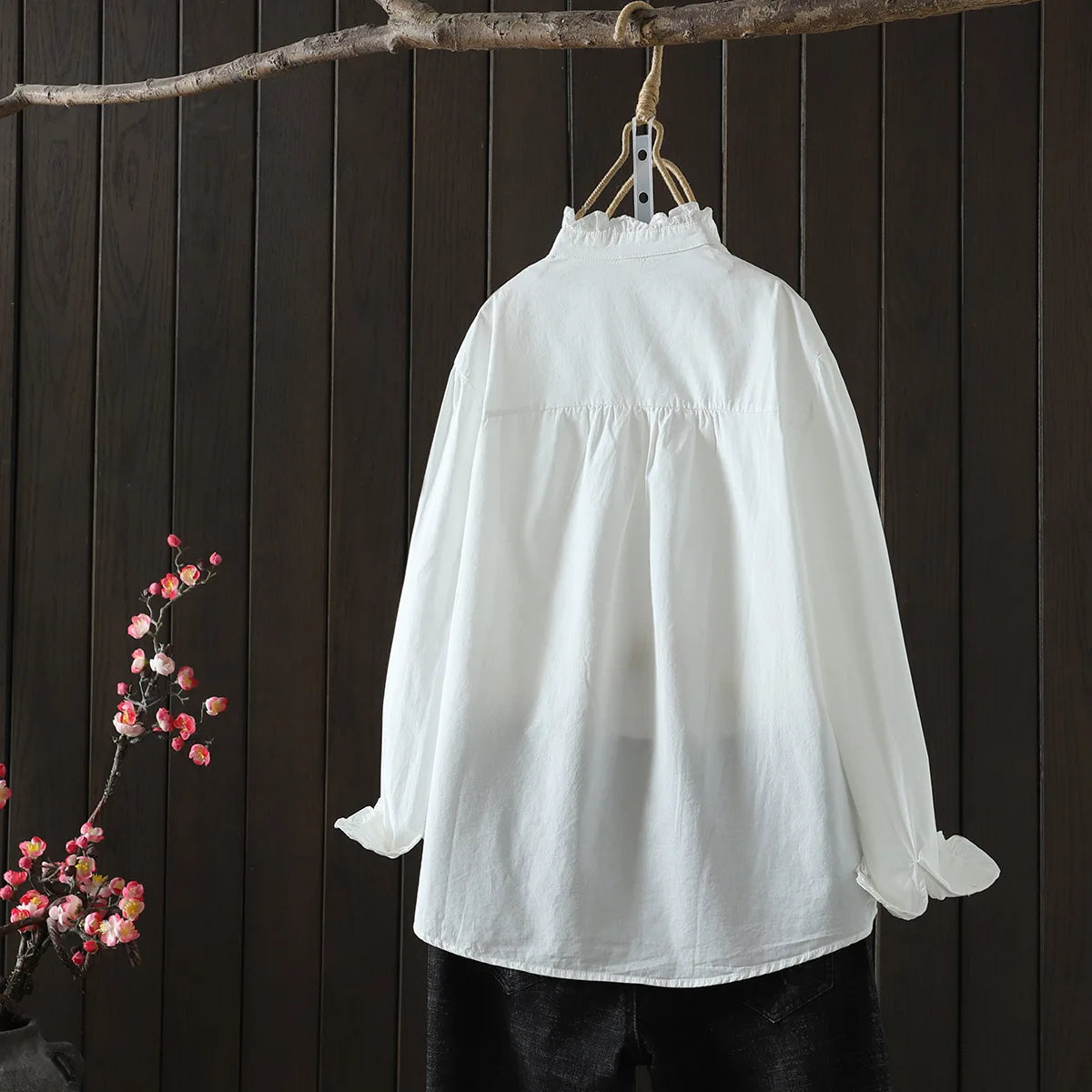 New Spring Cotton Casual White Shirts Women Loose Ruched Lace Blouse Girl Long Sleeve Sweet Sweet Top 2024 Autumn T455104QM