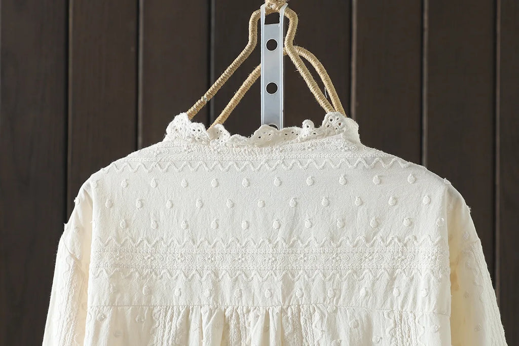 New Autumn Cotton Shirt Women Lapel Embroidery Lace Top Girl Long Sleeve Loose Sweet Casual Blouse Retro 2024 Spring T41816QM