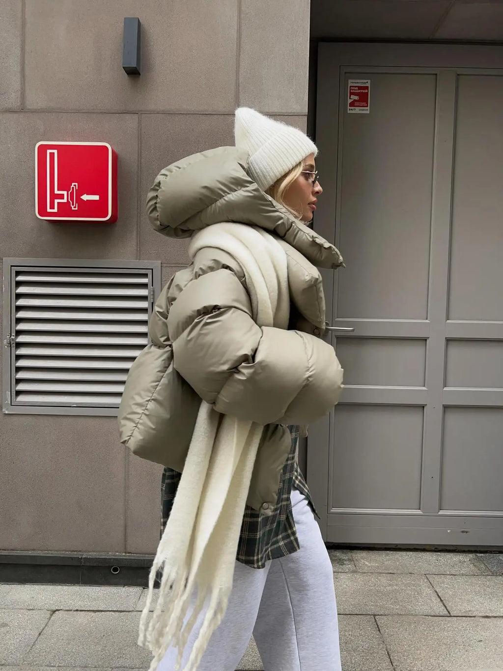 Women Autumn Winter Warm Coat Thick Parkas Long Sleeve Parkas Female Street Fashion Hoodies Woman's Cotton-padded Jacket 2025