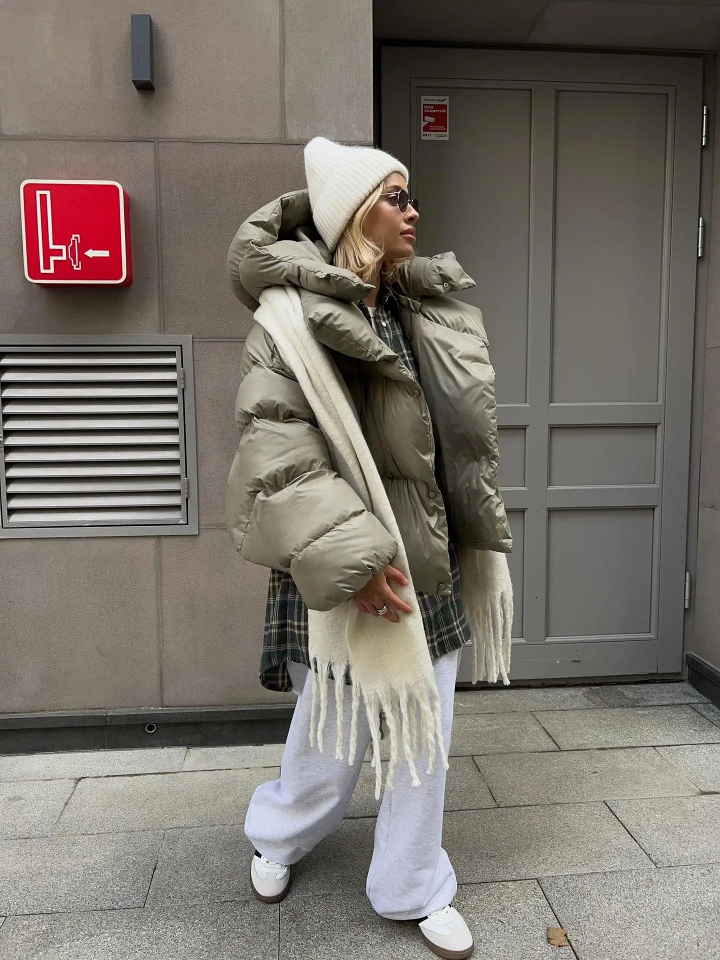 Women Autumn Winter Warm Coat Thick Parkas Long Sleeve Parkas Female Street Fashion Hoodies Woman's Cotton-padded Jacket 2025
